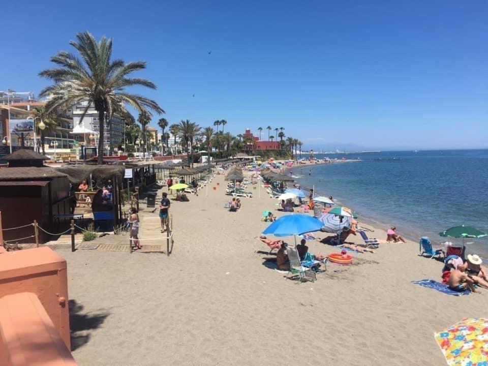 Luxury Beachfront Apartment In Benalmadena Costa Exterior photo