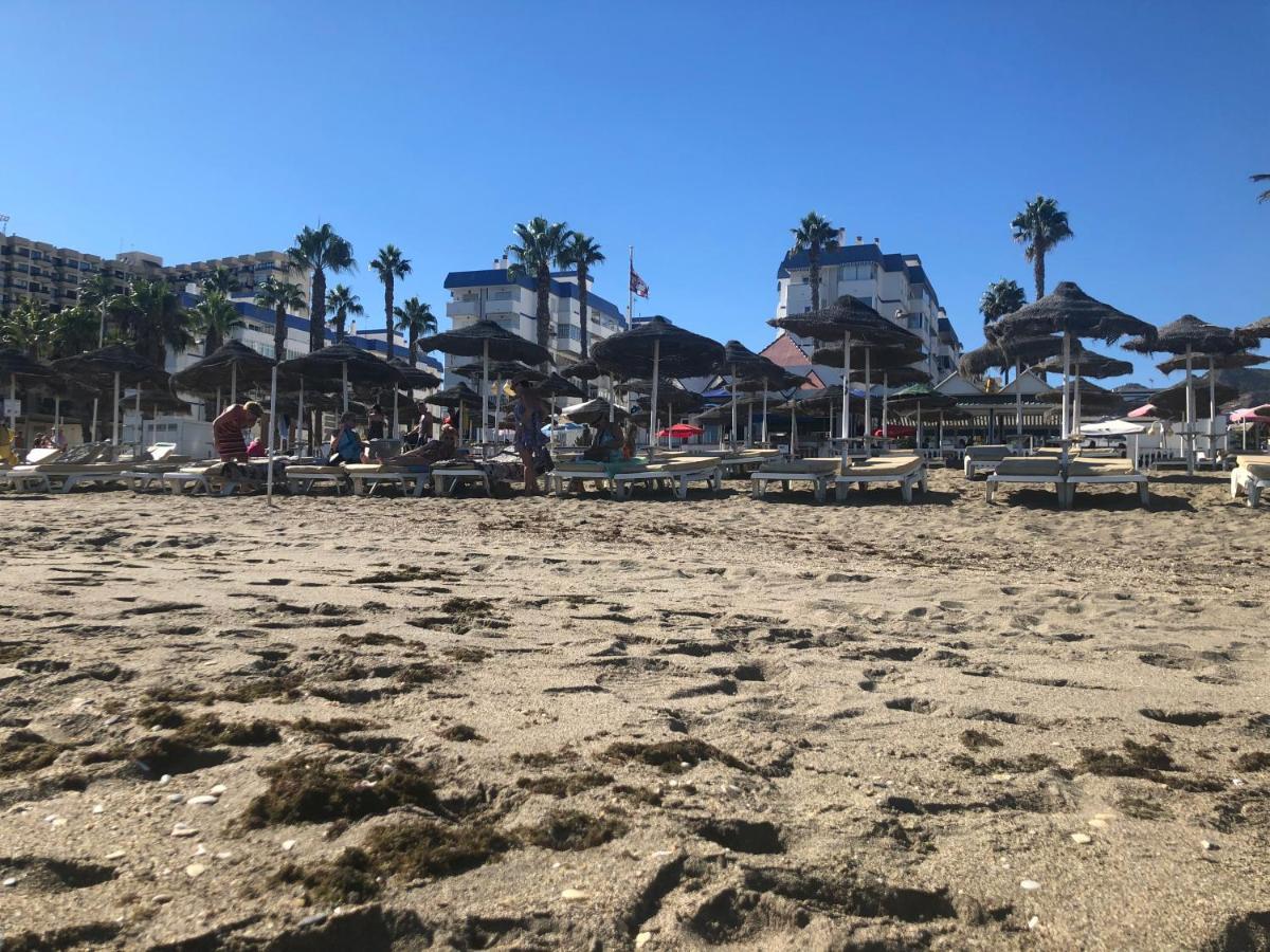 Luxury Beachfront Apartment In Benalmadena Costa Exterior photo