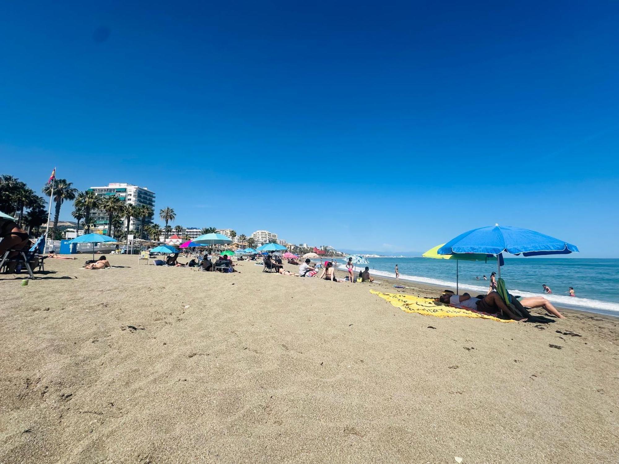 Luxury Beachfront Apartment In Benalmadena Costa Exterior photo